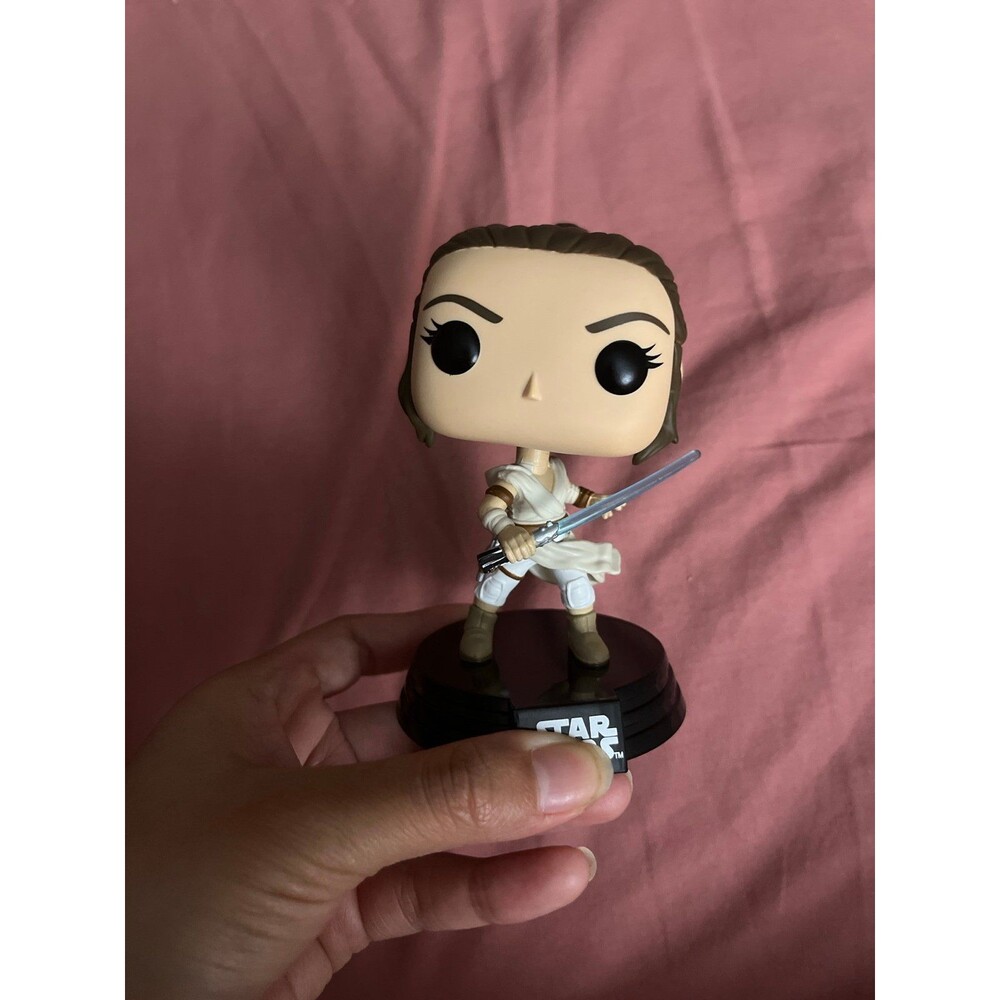 Rey Rise of Skywalker Funko Pop